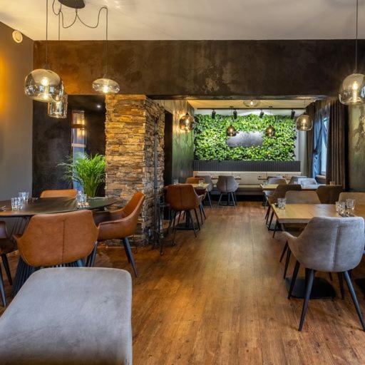 Garden Restaurant & Pension Pardubice Exterior photo